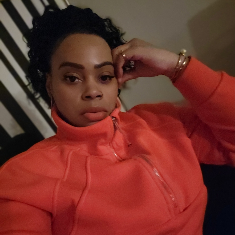 Meet your Posher, Roshanda